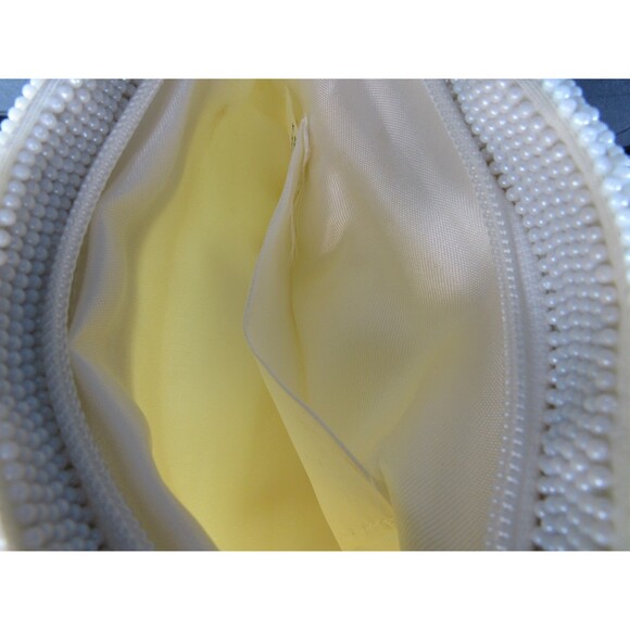 Vintage Cream 1970s Beaded Clutch Handbag Purse Chevron Zigzag Shoulder Bag - Picture 8 of 10